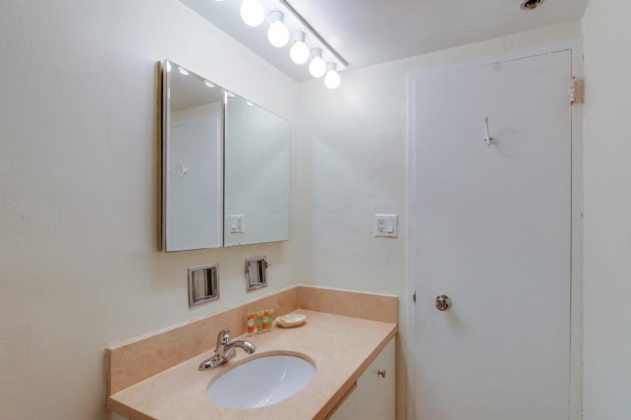 Alexander 1211 Beachfront Condo With Direct Beach Access, 2 Pools, Sauna, Gym Miami Beach Exterior photo